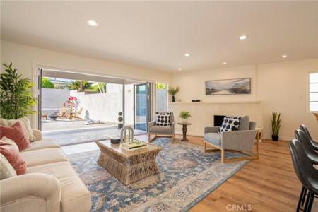1718 W 27th