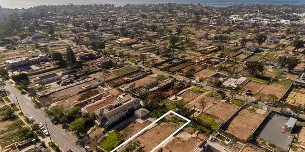 1035 Chautauqua Boulevard