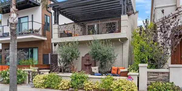 154 12th Street