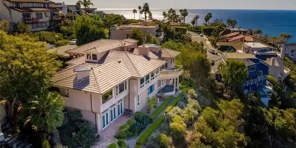 755 Pelican Drive