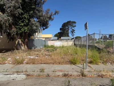 2626 Griffith Street