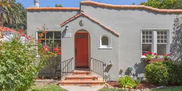 212 Gilbert Avenue