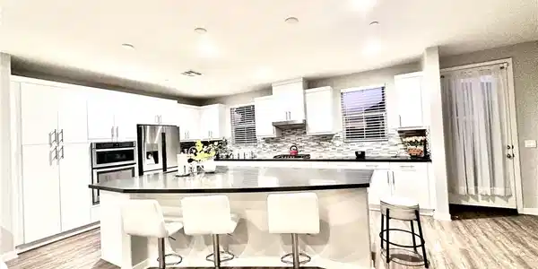 4235 Calle Del Vista