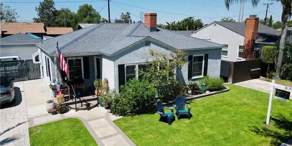 2925 San Francisco Avenue