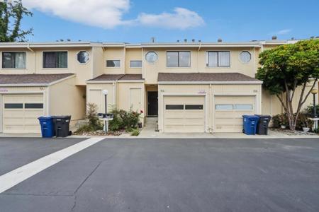 814 Voyager Way
