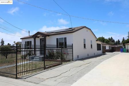 680 Sunset BLVD