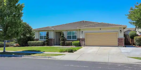 803 Pathfinder Ct