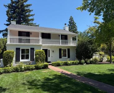 48 Turnsworth Avenue