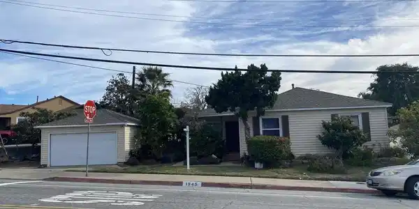 1945 Gateway Drive