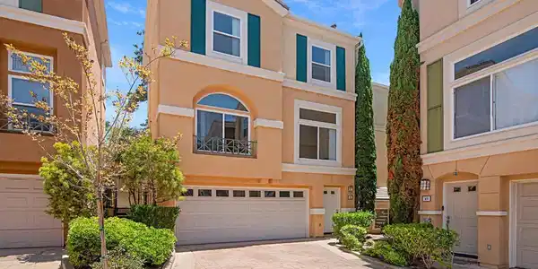 12672 Carmel Country Rd