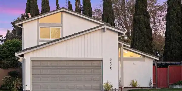 32325 Pegasus Ct