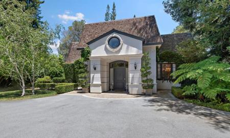 399 Selby Lane