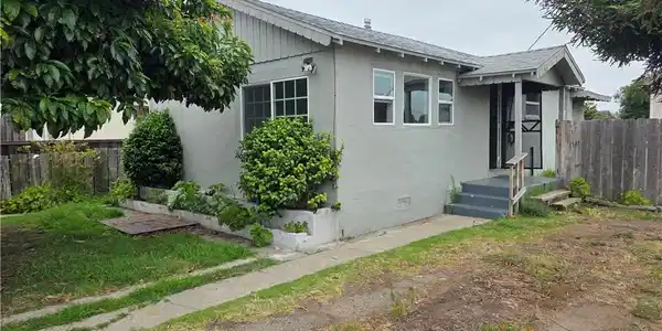 557 S 10th