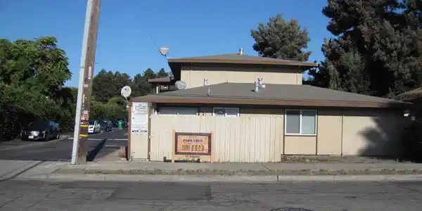 1207 147Th Ave