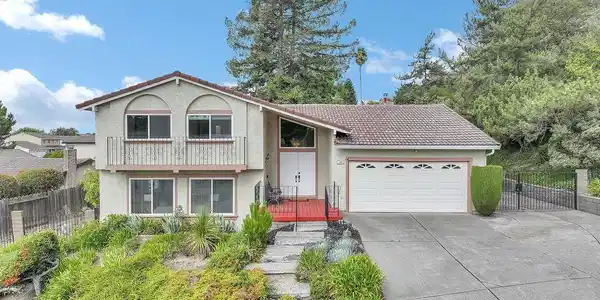 109 Scotts Chute Ct