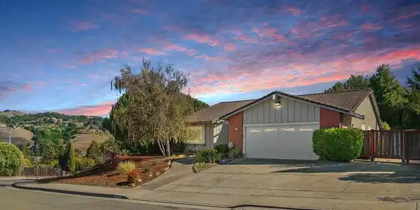 2216 Bristlecone Drive