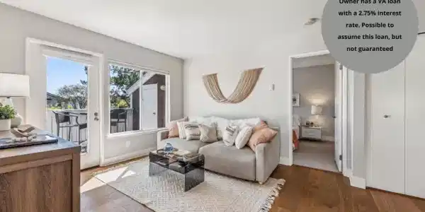 24 Bayside Ct