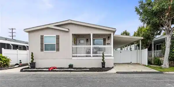 3595 Santa Fe