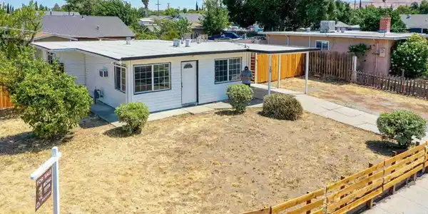 10 Canal Dr