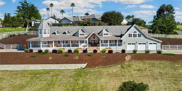 172 Falcon Crest
