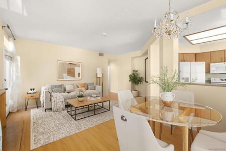 7275 Calabria Court