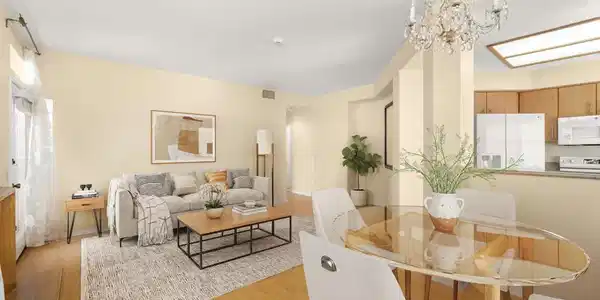 7275 Calabria Court