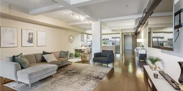 433 Pine Avenue