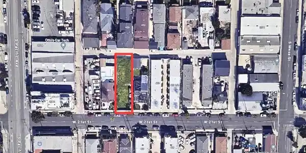 475 W 21st Street