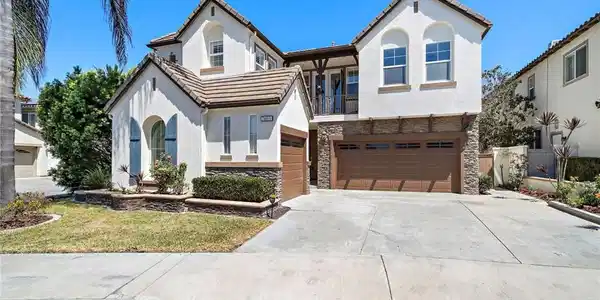 7405 Paloma Drive