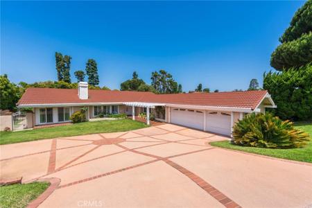 30243 Avenida Selecta
