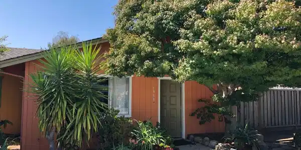 1944 Harper Street