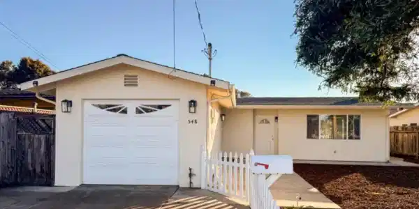 548 Hannon Avenue
