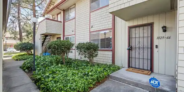 1029 Cheryl Ann Cir