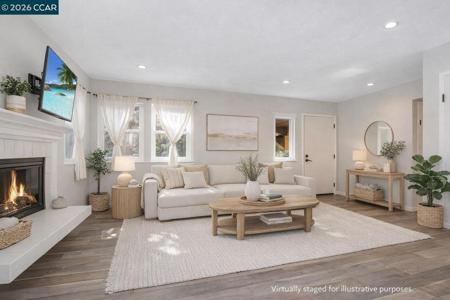 896 896 Camelback Place