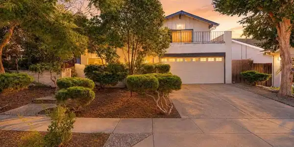 750 Towhee Court
