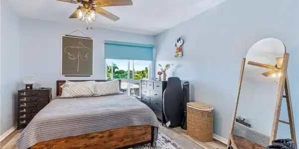 5585 E Pacific Coast