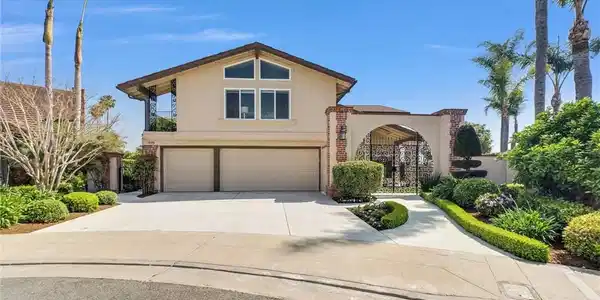 15582 Wild Cherry Cir