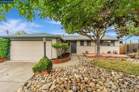 3119 Meadowbrook Dr