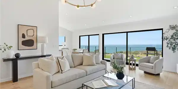 381 Palos Verdes Dr. W