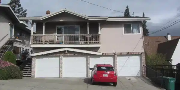 1124 Hollywood Avenue