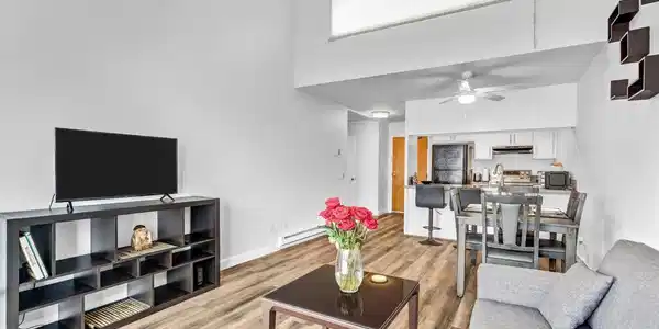 8034 Linda Vista rd