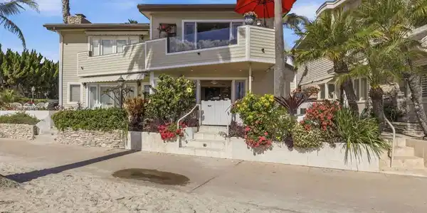 2954 Bayside Walk