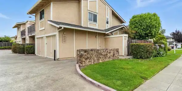 14617 Doolittle Dr
