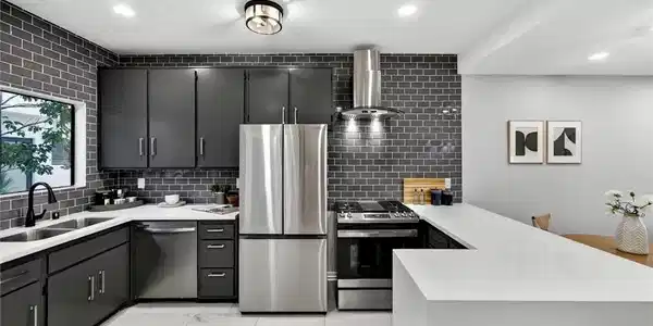 2500 Abbot Kinney Boulevard