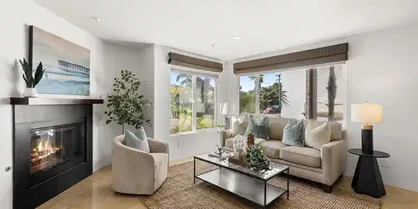 3923 Riviera Drive
