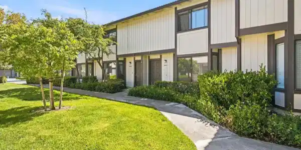 6253 Joaquin Murieta Ave