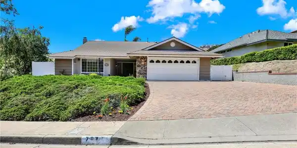 703 Calle Vallarta