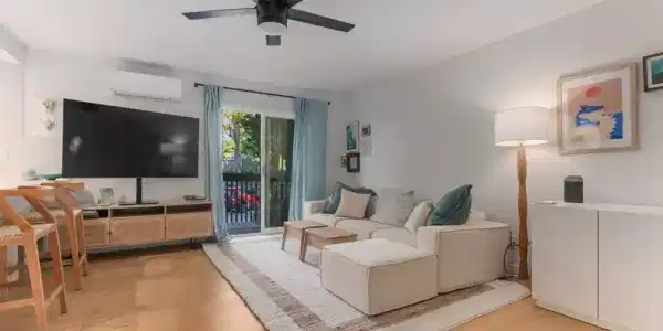 155 Rosebay Drive