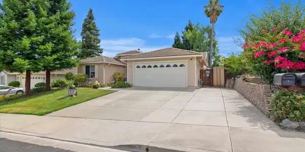 5129 Tehachapi Way