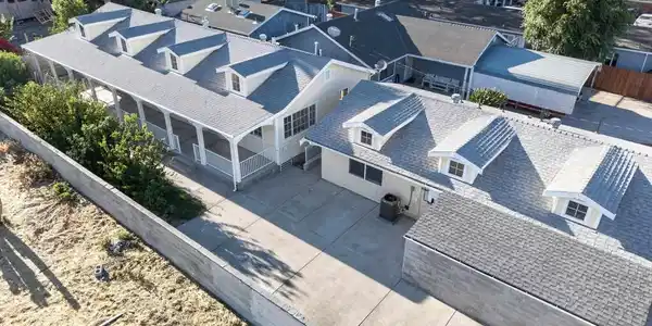29 Solano ave